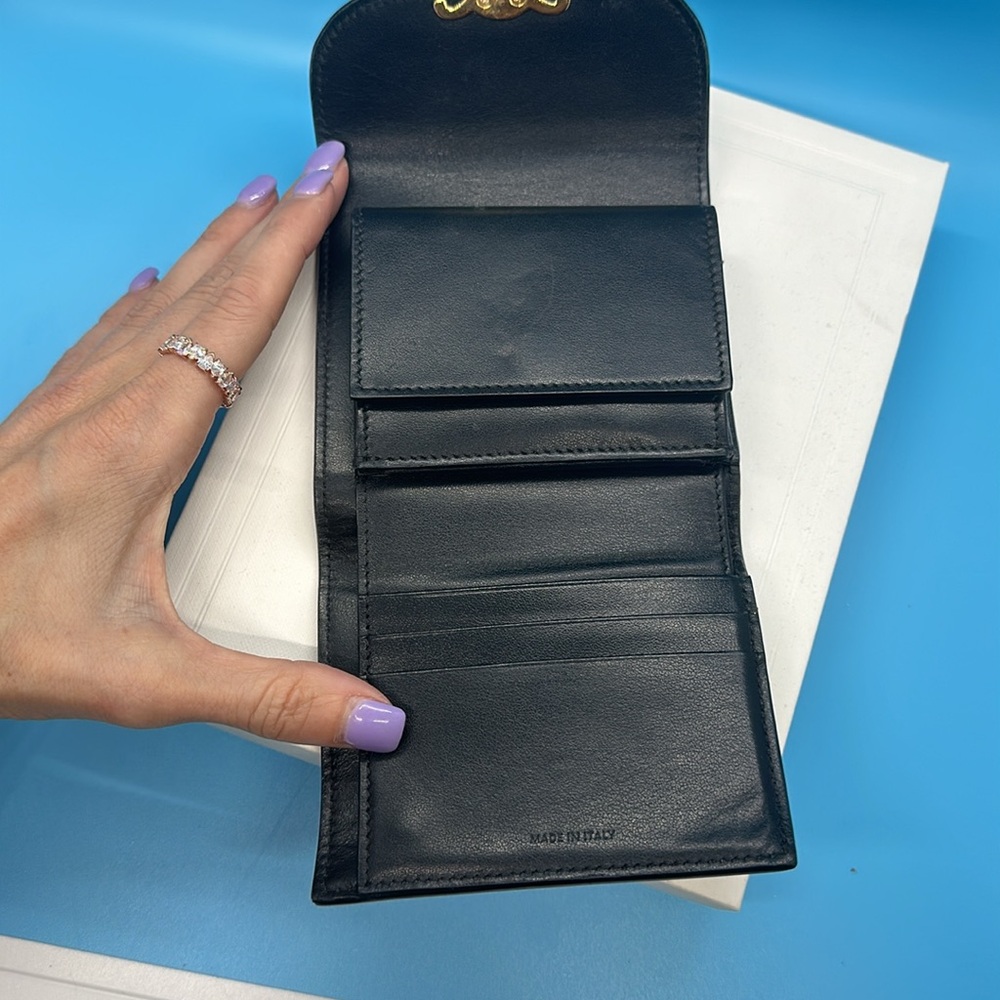 Small Flap Wallet Triomphe In Shiny Calfskin - image 6